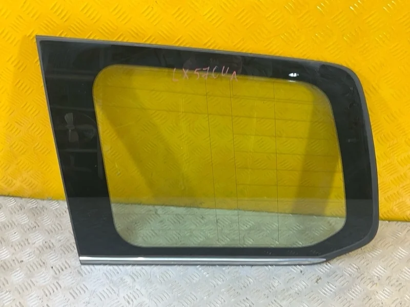 Стекло кузовное боковое левое Lexus Lx 570 (2007-2022) 2010 6272060C31 5.7 I 3URFE
