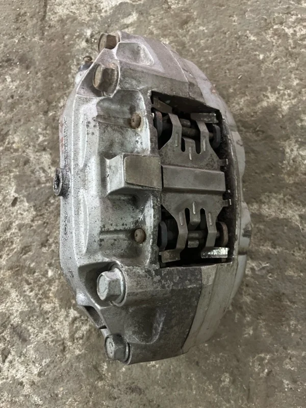 Суппорт передний правый Infiniti Fx 30D ( 2002-2013) 2012 41001JL02A 3.0 D V9X