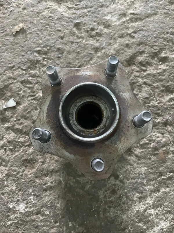 Ступица передняя Lexus Lx 570 (2007-2022) 2010 4350260190 5.7 I 3URFE