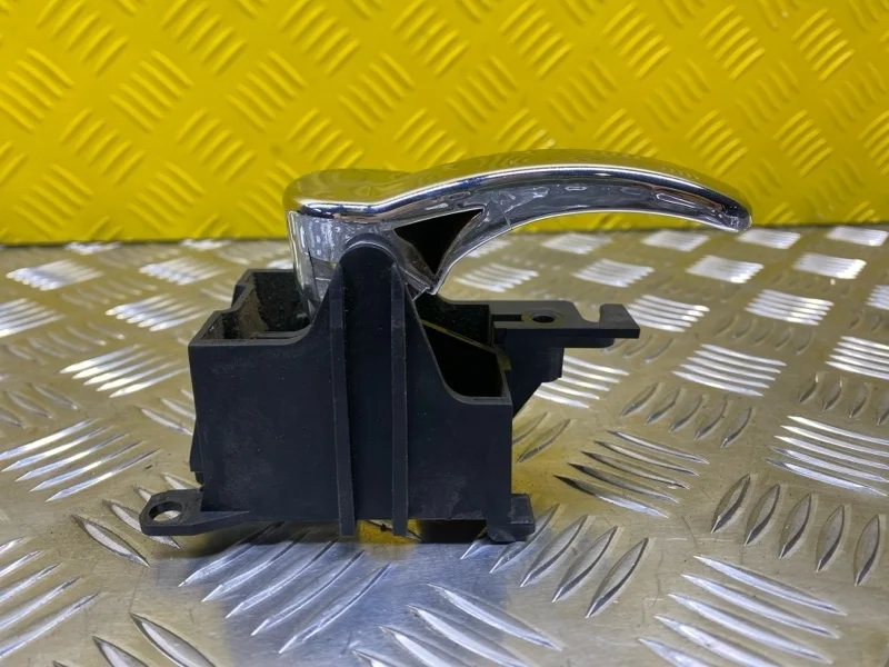 Ручка двери внутренняя задняя левая Nissan Pathfinder (R51M) 2004-2013 2007 80671EB32B 2.5 D YD25DDTI