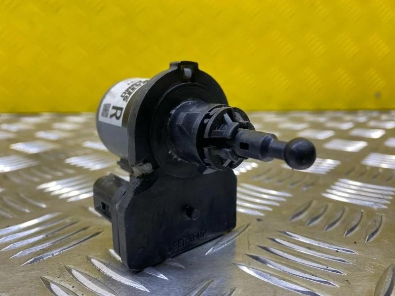 Корректор фар Lexus Lx 570 (2007-2022) 2010 8566128011 5.7 I 3URFE