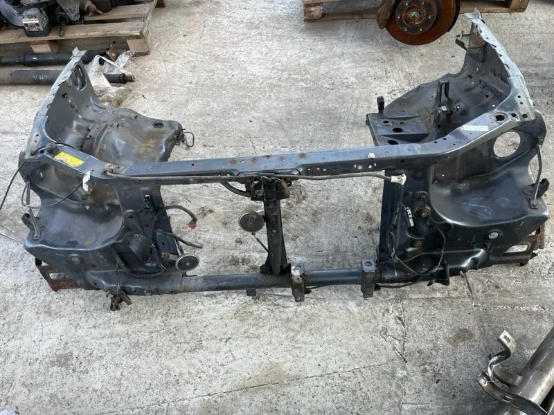 Передняя панель крепления облицовки (телевизор) Mitsubishi L200 (2006-2015) 2006 5215A154 2.5 D 4D56