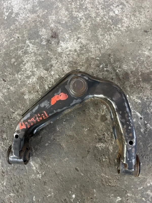 Рычаг передний левый Nissan Navara (D40) 2004-2015 2007 54525EB30A 2.5 D YD25DDTI