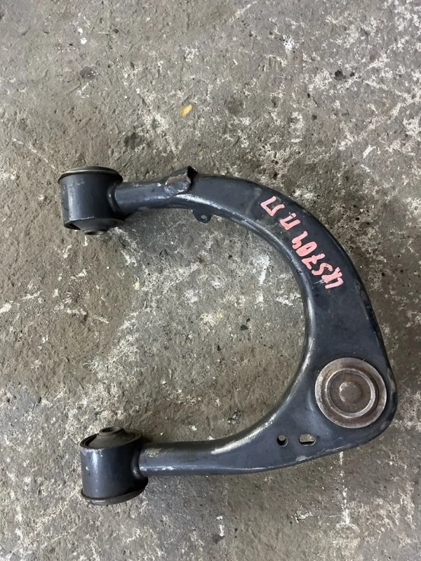 Рычаг передний правый Lexus Lx 570 (2007-2022) 2010 4861060060 5.7 I 3URFE