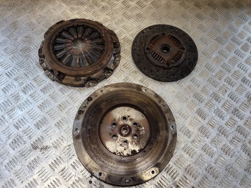 Комплект сцепления Mitsubishi L200 (2006-2015) 2012 MN171120 2.5 D 4D56