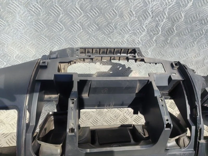 Панель передняя салона (торпедо) Mitsubishi L200 (2006-2015) 2012 MN123652XA 2.5 D 4D56