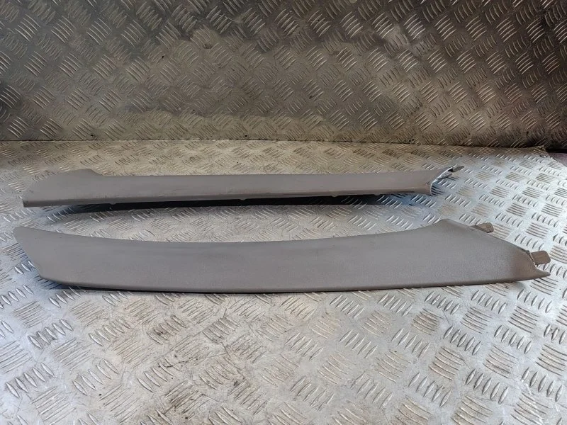 Обшивка стойки передней левой Mitsubishi L200 (2006-2015) 2012 7210A115HA 2.5 D 4D56