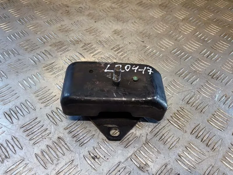 Подушка крепления двигателя Mitsubishi L200 (2006-2015) 2012 MR992670 2.5 D 4D56