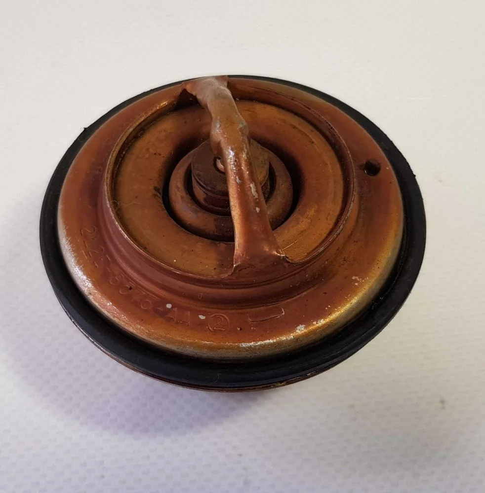 Термостат Ford Explorer 3-4 2L2E 8575 102440