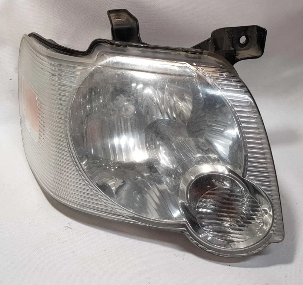 Фара передняя правая Ford Explorer 4 6L2Z 1 101380