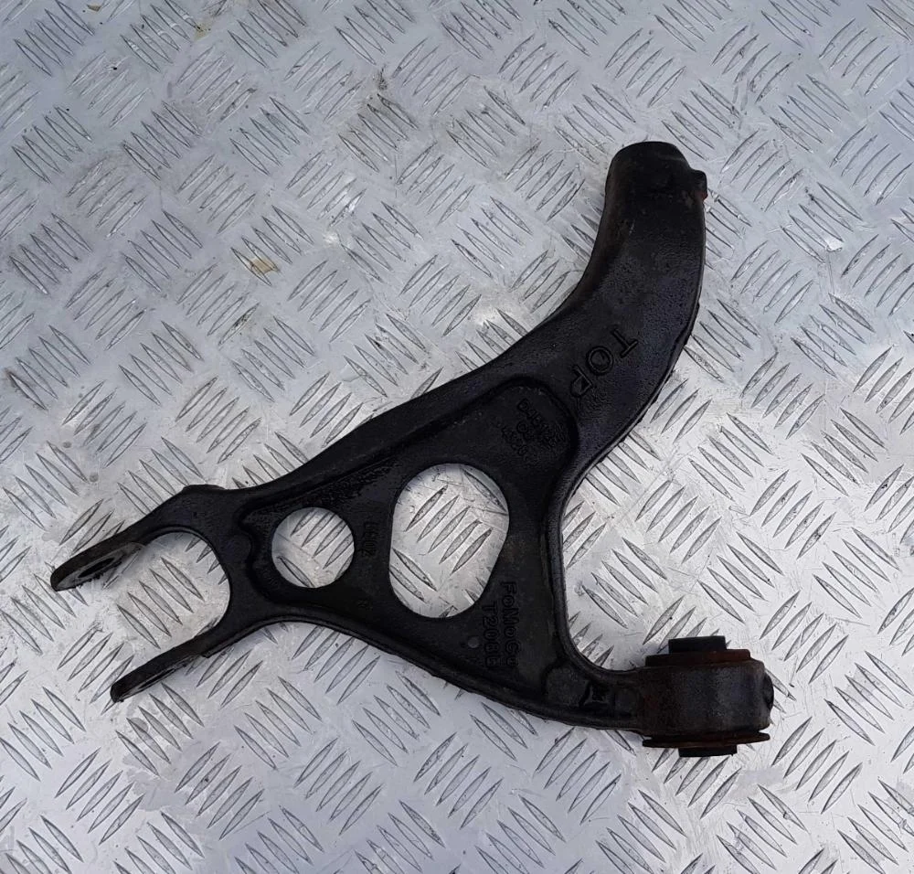 Рычаг подвески задний верхний правый Ford E 105974