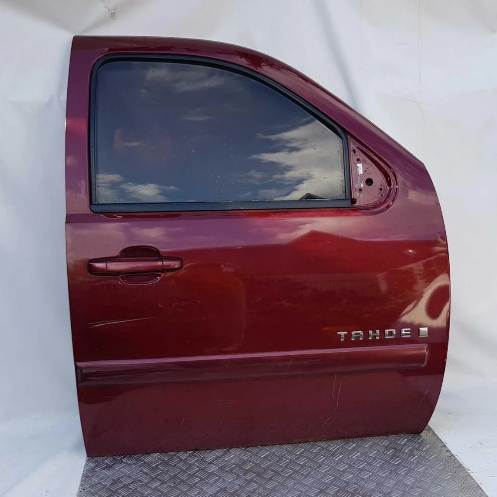Дверь передняя правая Chevrolet Tahoe 2006- 103901