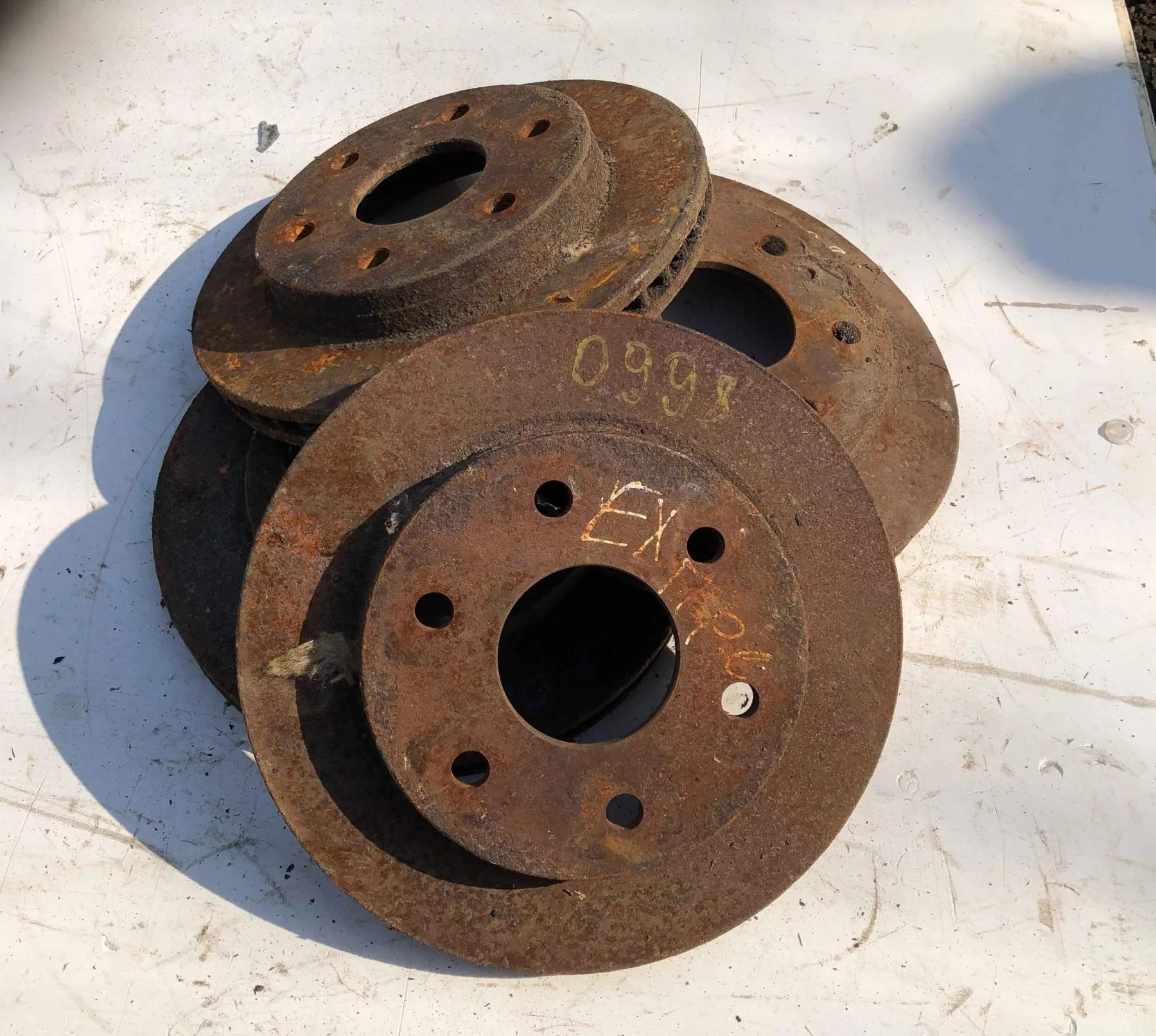 Тормозной диск передни 125628