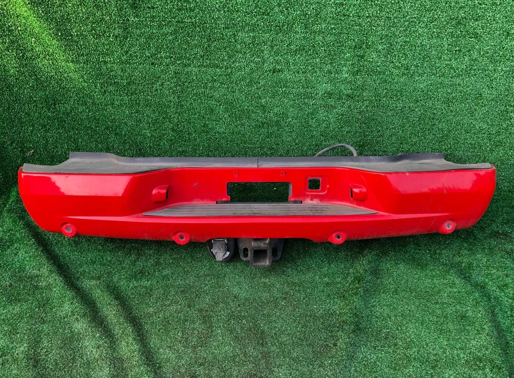 Бампер задний Cadillac Escalade 128628