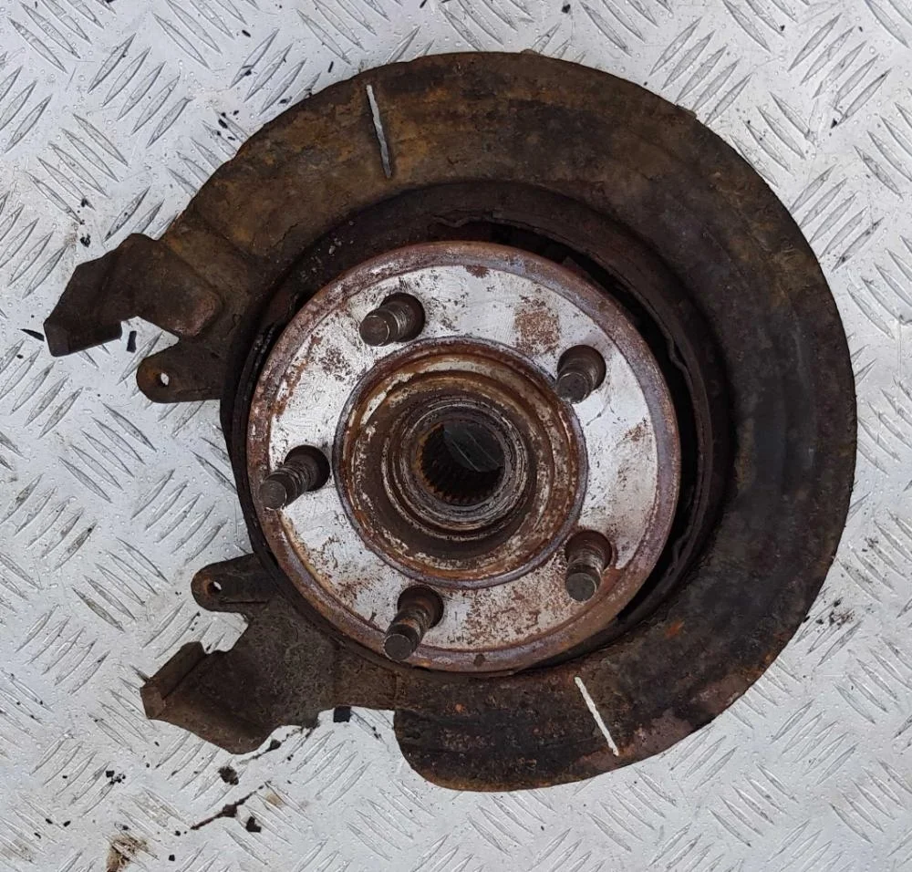 Кулак поворотный задний левый Ford Explorer 105872