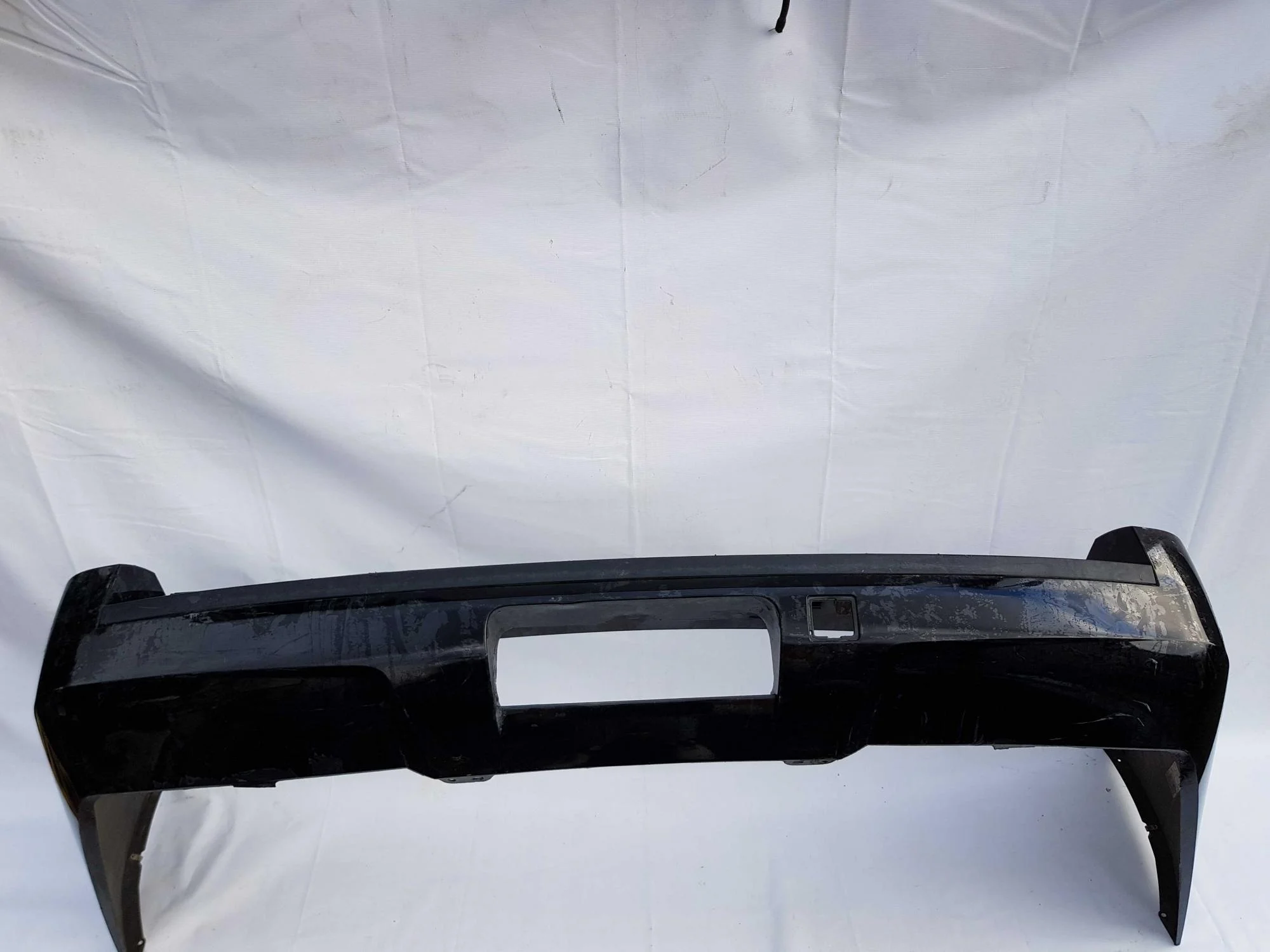 Бампер задний Chevrolet Tahoe 20951793 2 100619