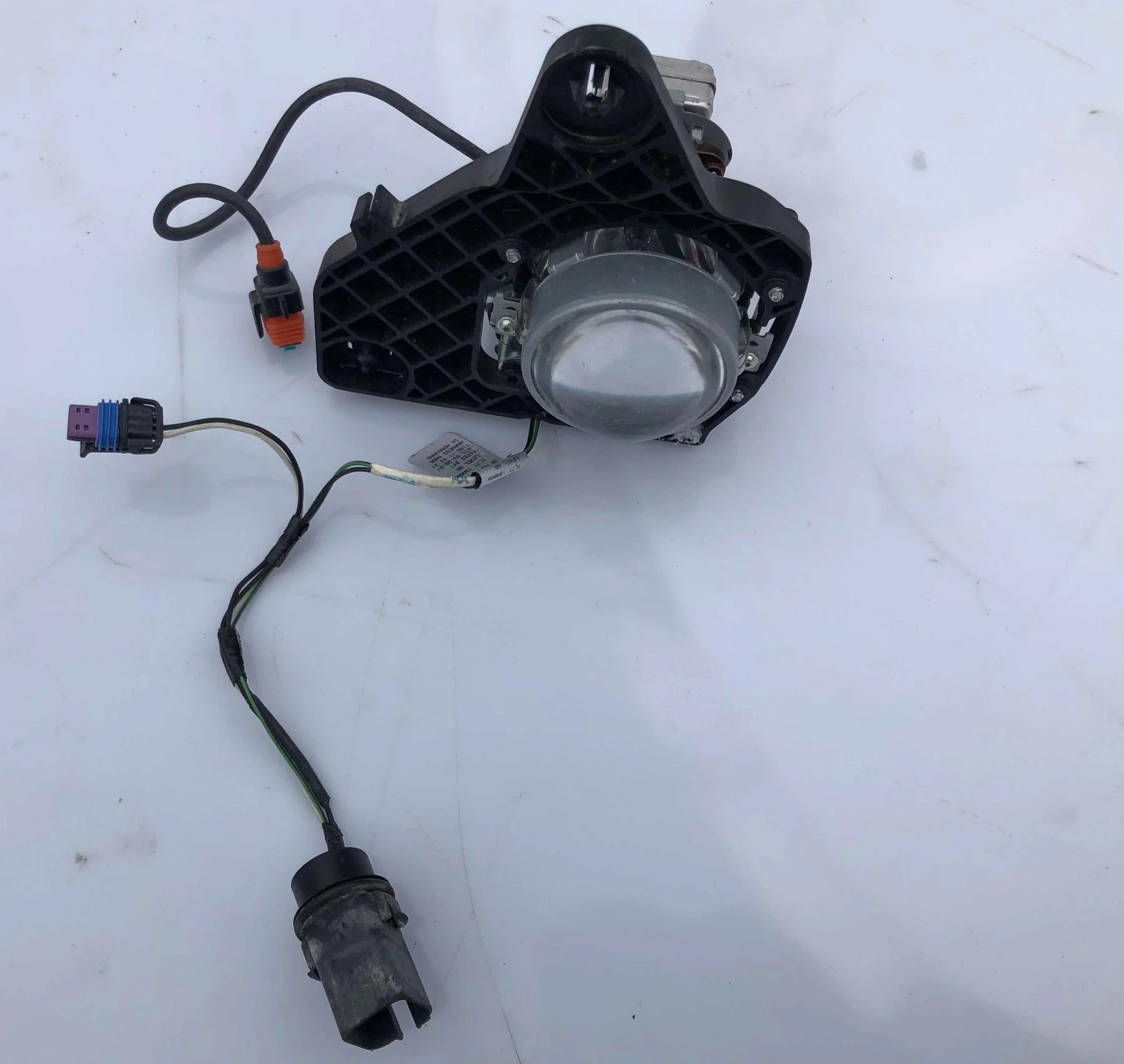 Фара противотуманная Lin 123423