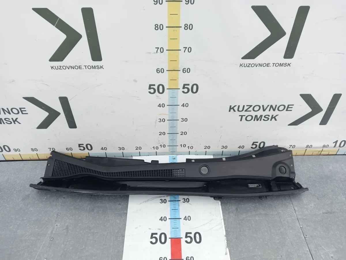 Жабо Lexus NX200 2014-2021 Z10