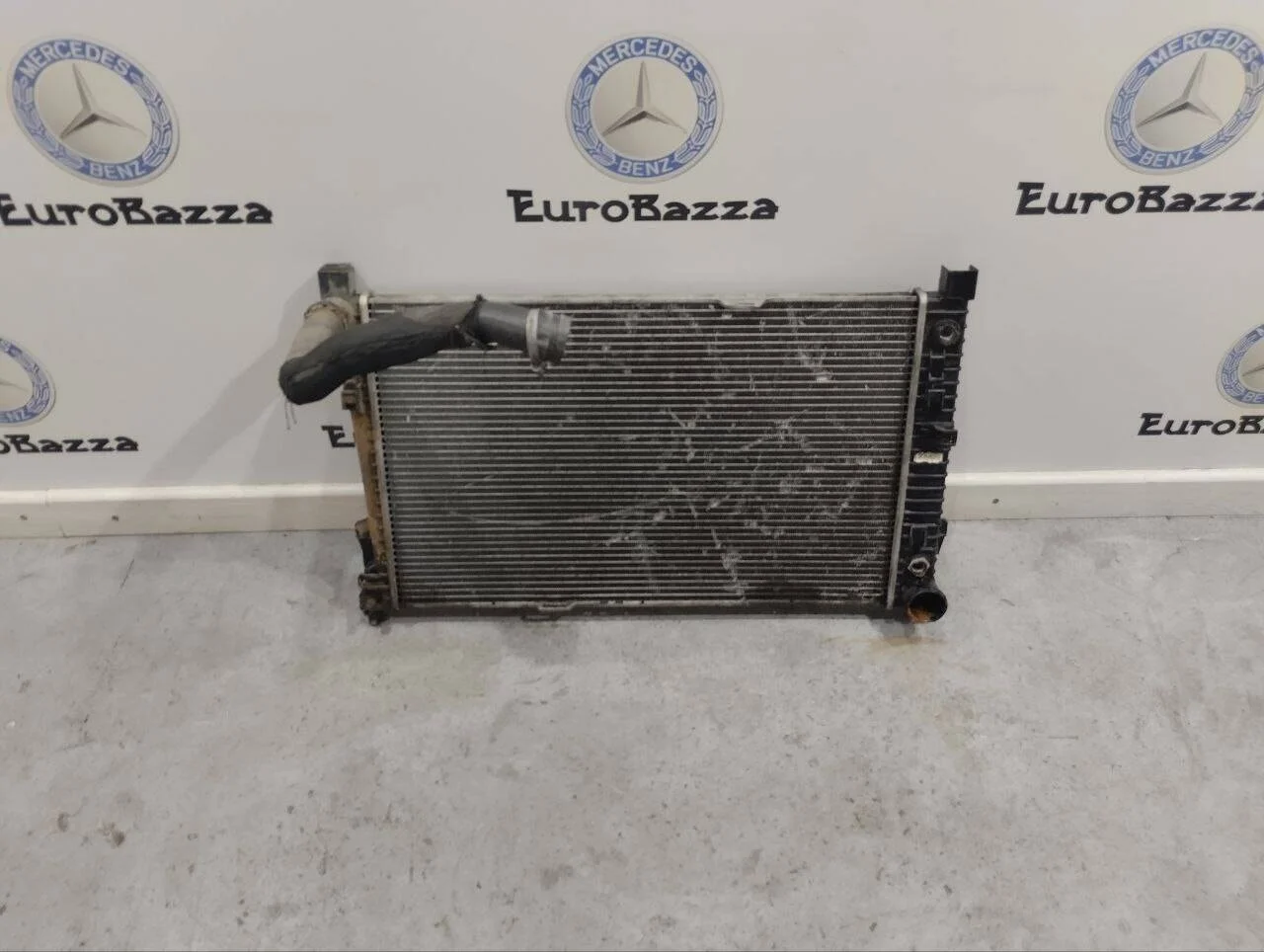 Основной радиатор Mercedes W203