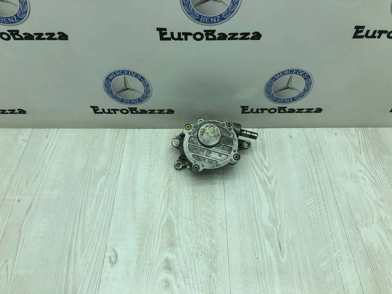 Насос вакуумный Mercedes Om642