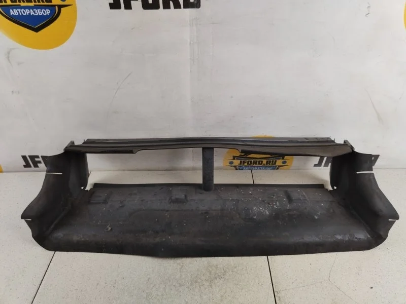 Дефлектор радиатора Ford Focus 3 2011 CB8