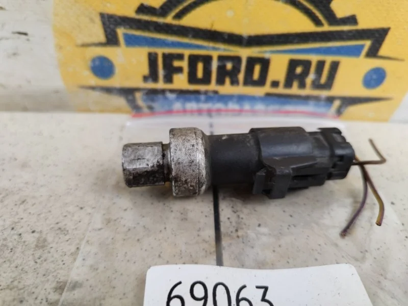 Датчик кондиционера Ford Focus 2 2009 CB4