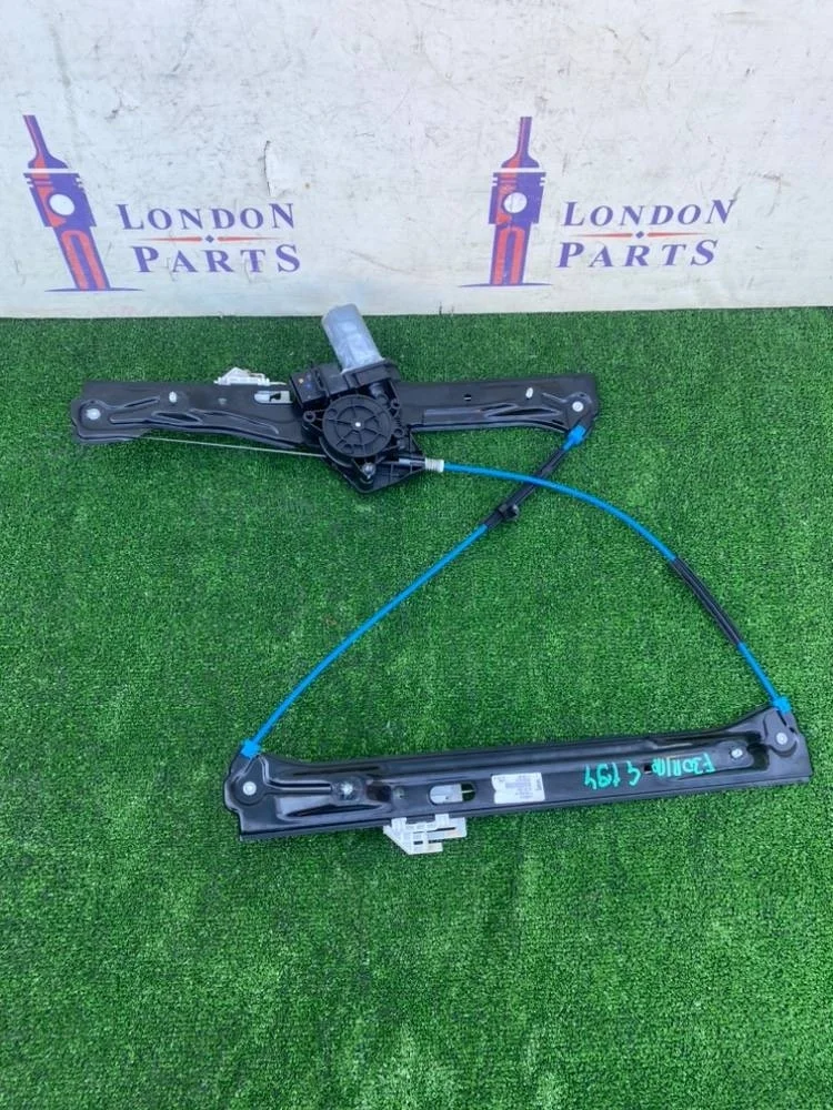 Стеклоподъемник BMW F30