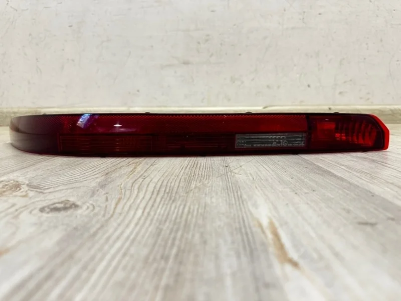 Фонарь бампера Audi Q7 2015- 4M