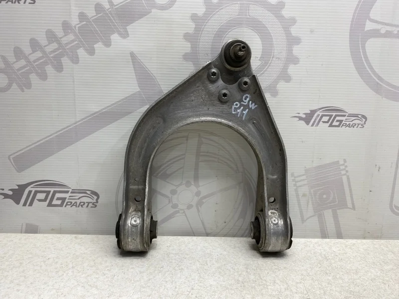 Рычаг передний верхний Mercedes-benz 2004 W211