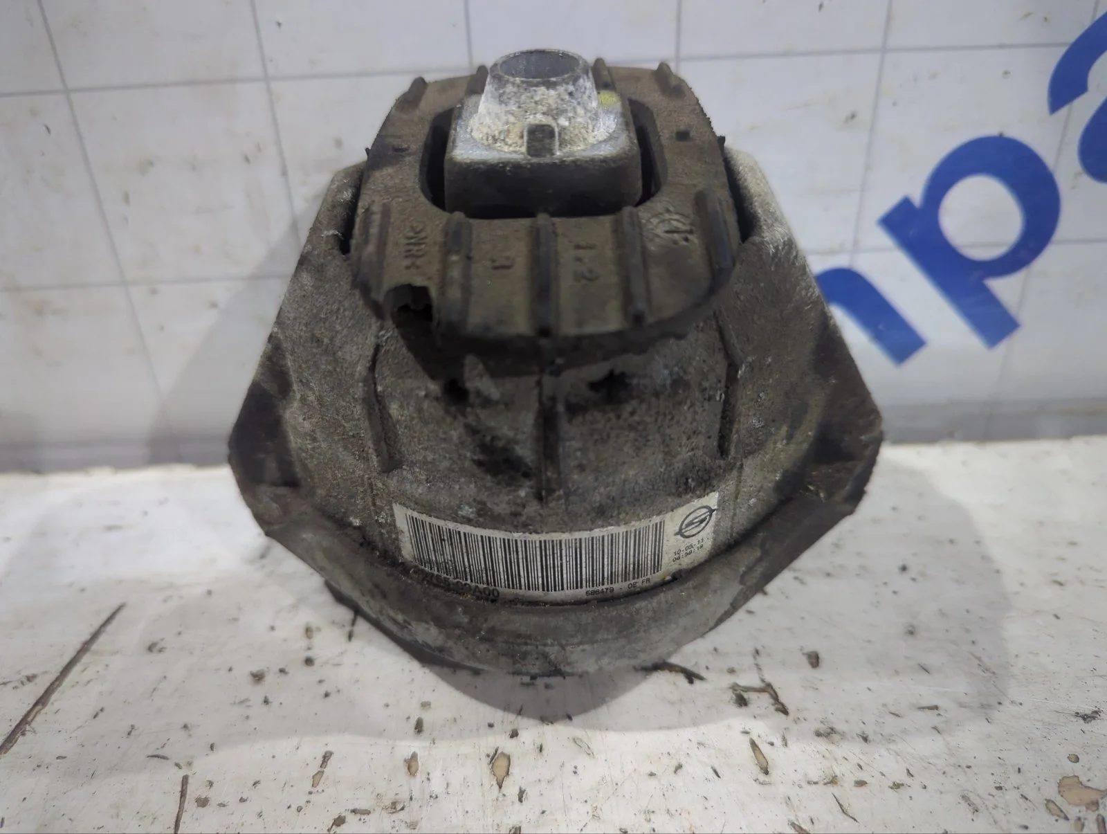 Подушка (опора) двигателя SsangYong Rexton 2012 Y250