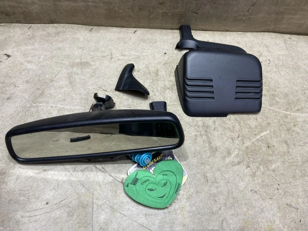 Зеркало салонное Nissan Qashqai J11