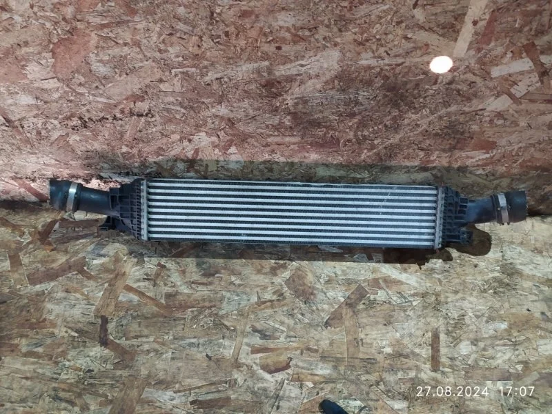 Интеркулер Audi A5 2010 8T3