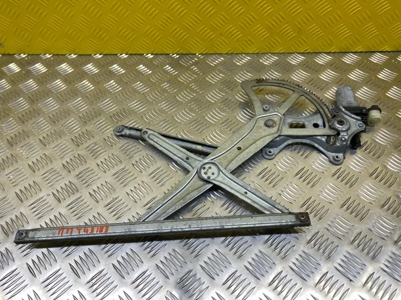 Стеклоподъемник электр. передний правый Mitsubishi L200 (2006-2015) 2006 MN182366 2.5 D 4D56