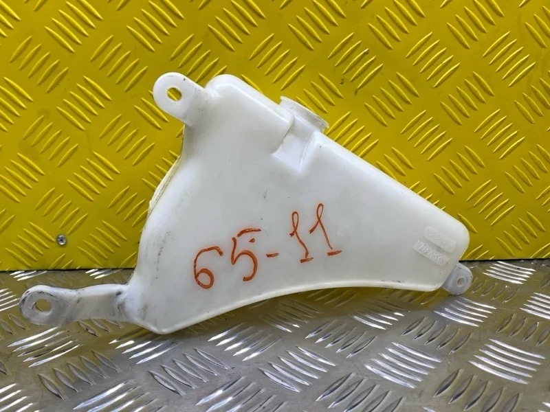 Бачок расширительный Toyota 4Runner Iv (2002-2009) 2009 1647050140 ВНЕДОРОЖНИК 4.0 I 1GRFE