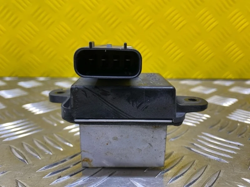 Сопротивление печки Nissan Navara (D40) 2004-2015 2010 271515Z000 ПИКАП 2.5 D YD25DDTI