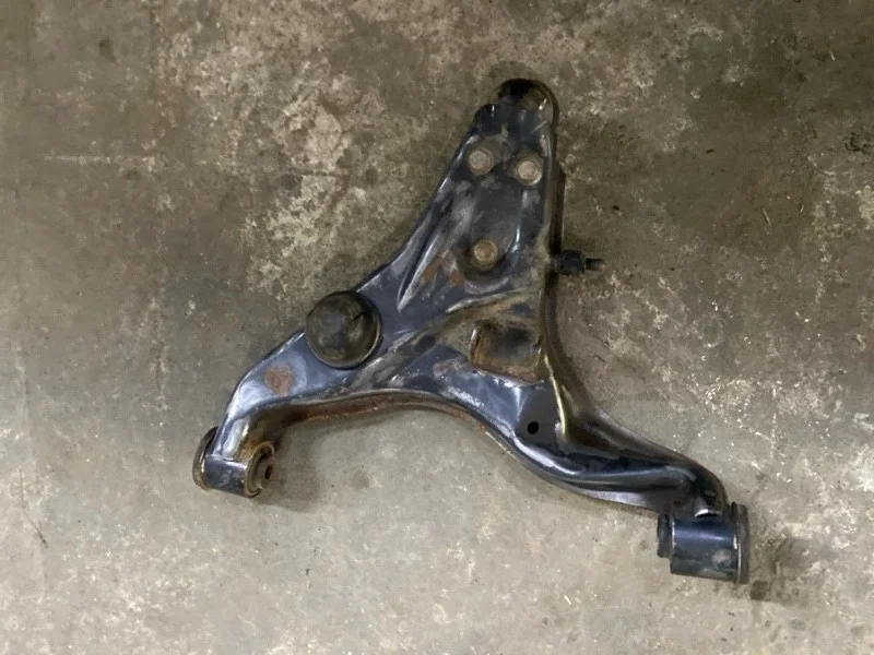 Рычаг передний нижний левый Mitsubishi L200 (2015-2022) 2017 4013A471 ПИКАП 2.4 D 4N15