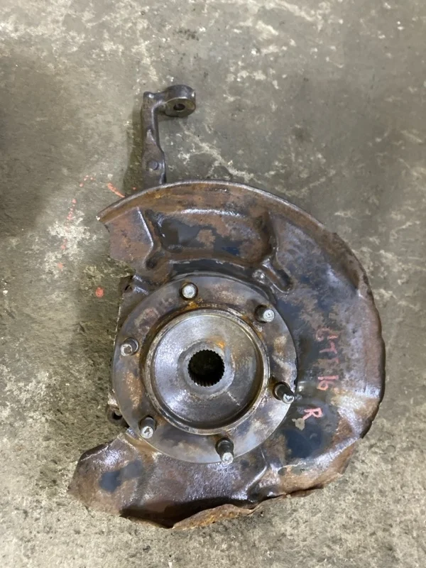 Кулак поворотный правый Toyota Land Cruiser Prado 120 (2002-2009) 2007 4321160170 ВНЕДОРОЖНИК 3.0 D 1KDFTV