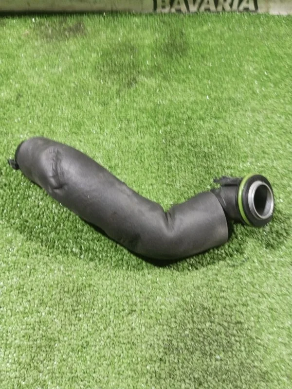 Патрубок вентиляции картерных газов BMW 3 2012 11127588417 F30 N20B20B