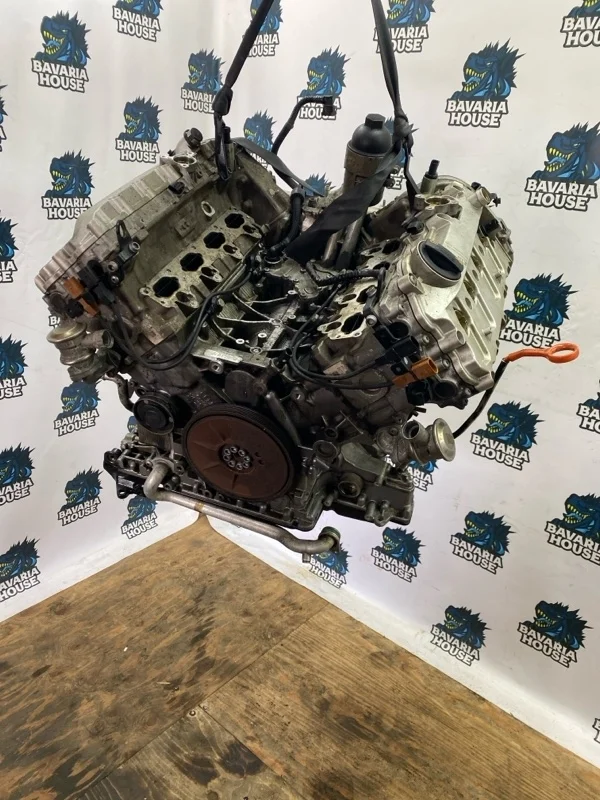 Двигатель Audi q7 2006 079100031N 4LB BAR