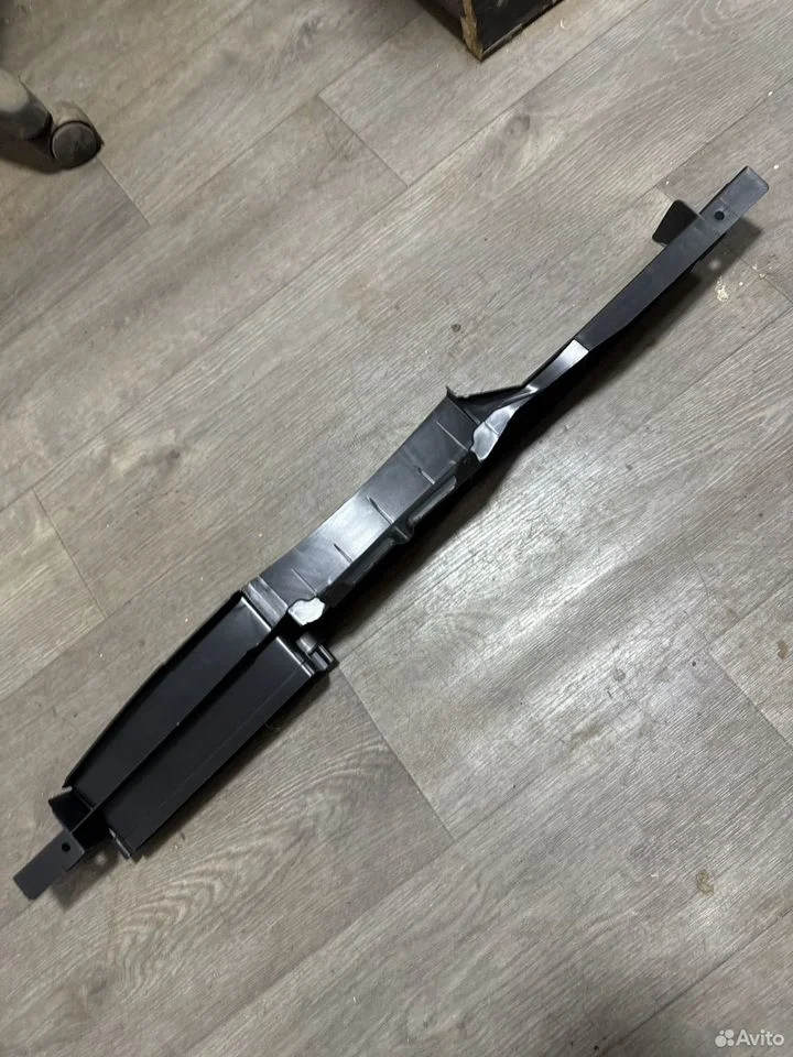 Воздуховод передней панели верхни vag