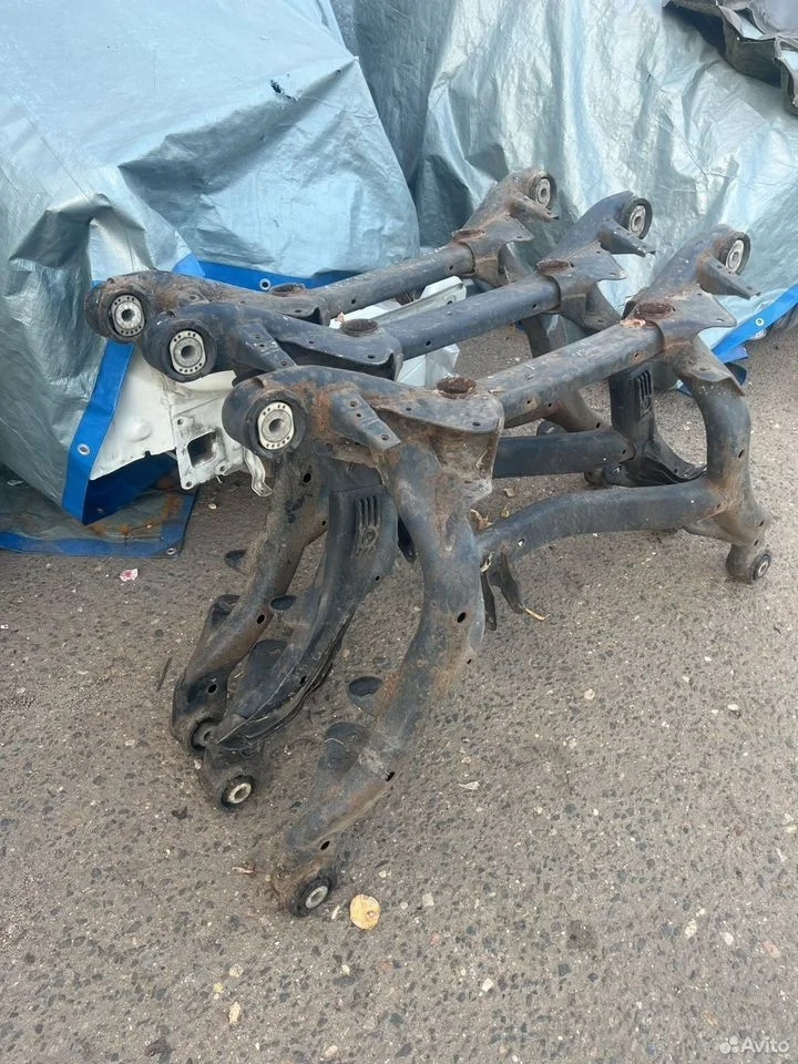 Подрамник задний полный привод vag