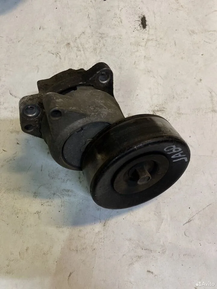 Натяжитель приводного ремня infiniti qx56 ja60