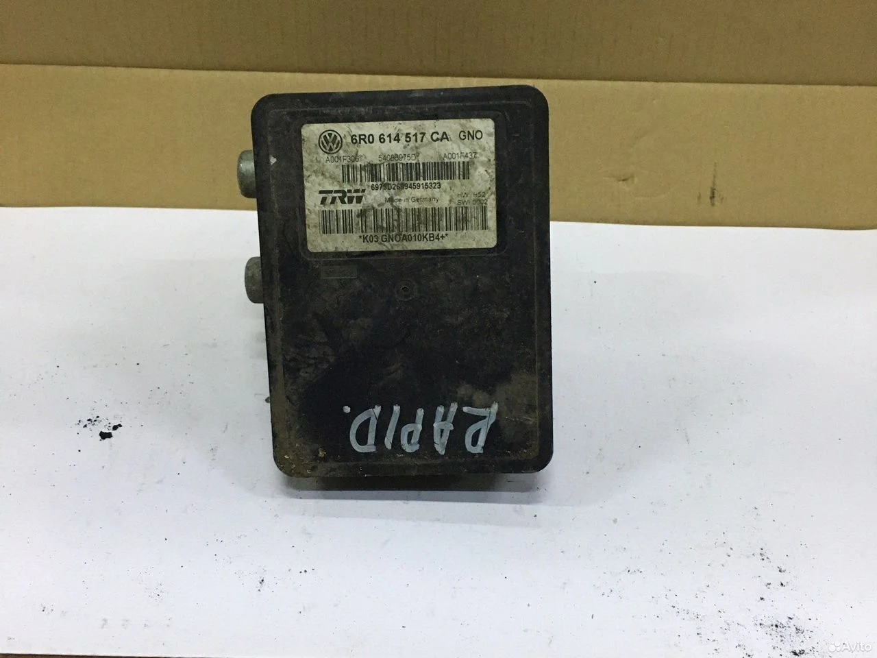 Блок abs skoda rapid 6r0614517ca vag
