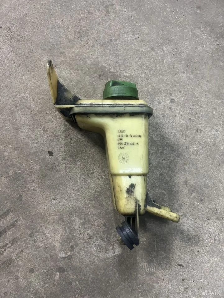 Бачок гур vag