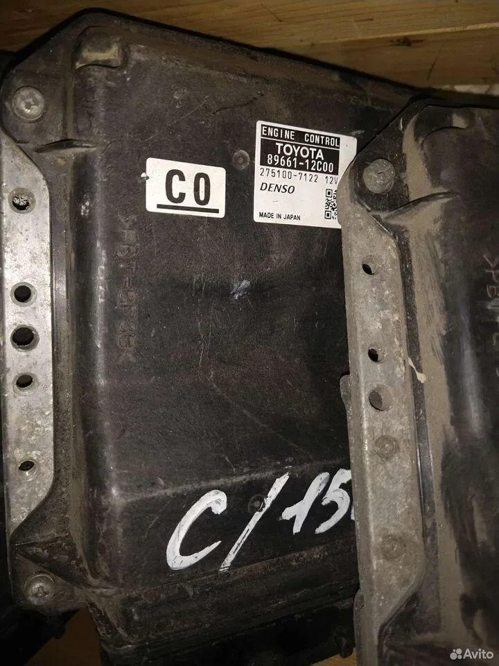 Блок управления двигателем на toyota corolla