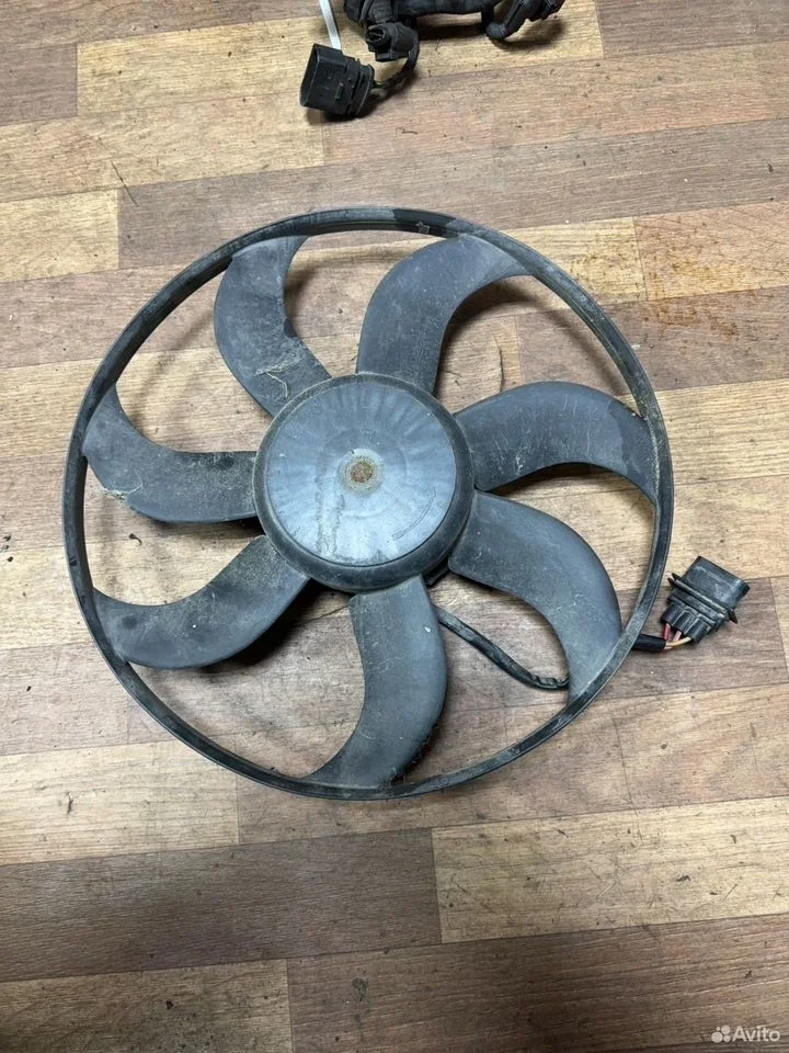 Вентилятор охлаждения радиатора 260/90w,300w 390мм