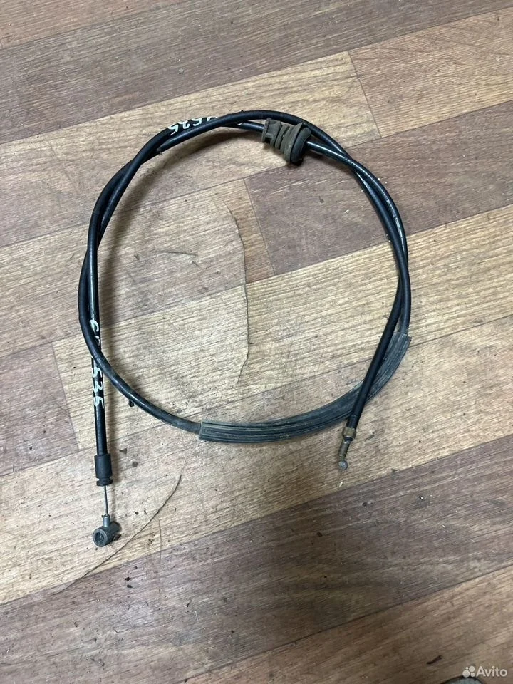 Трос замка капота задняя часть vag