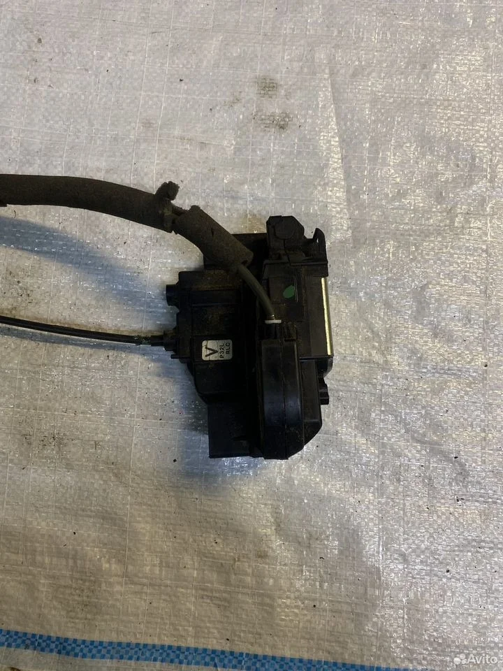 Замок задней правой двери nissan qashqai j10