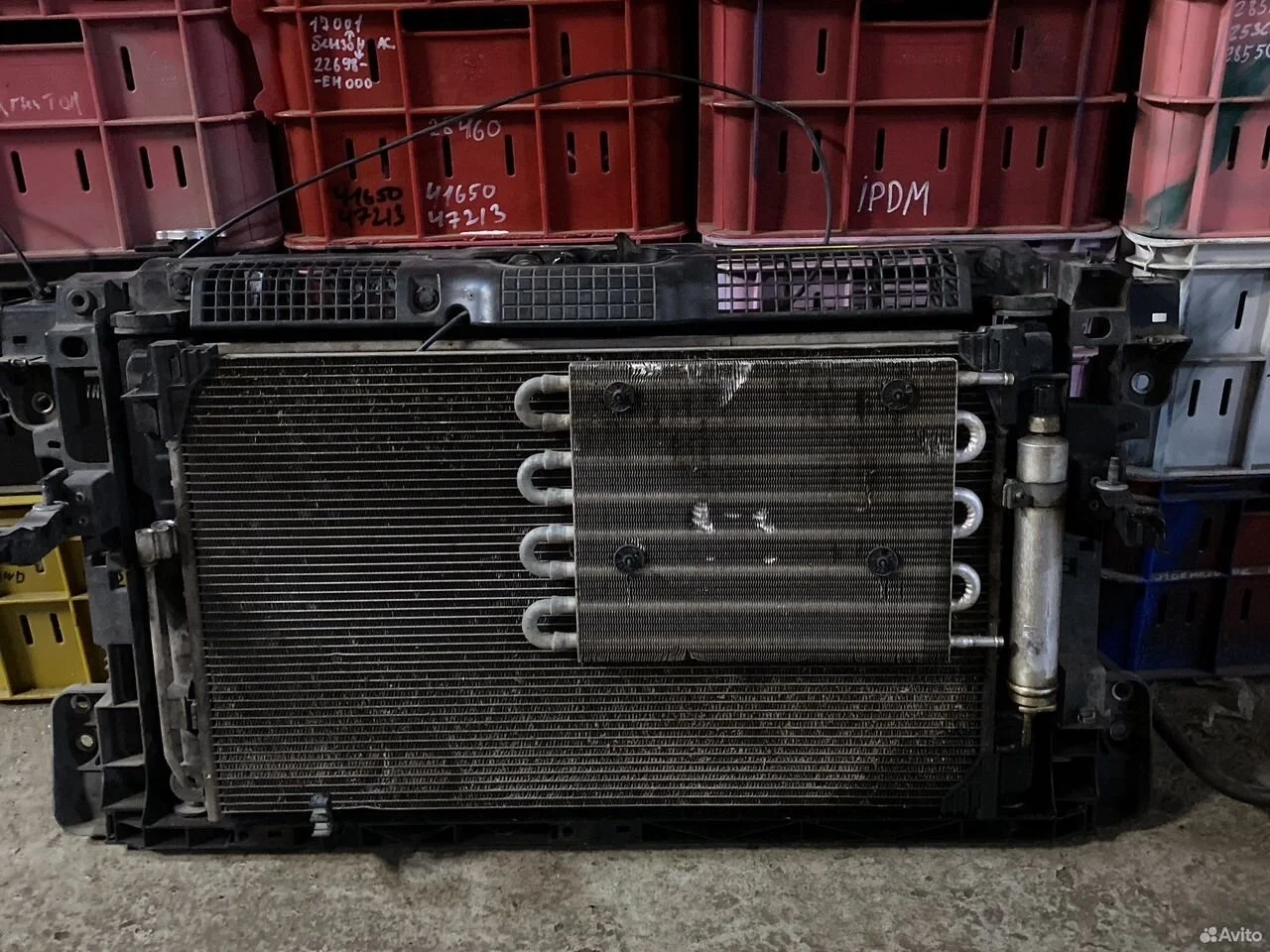 Передняя панель в сборе с радиаторами и диффузором