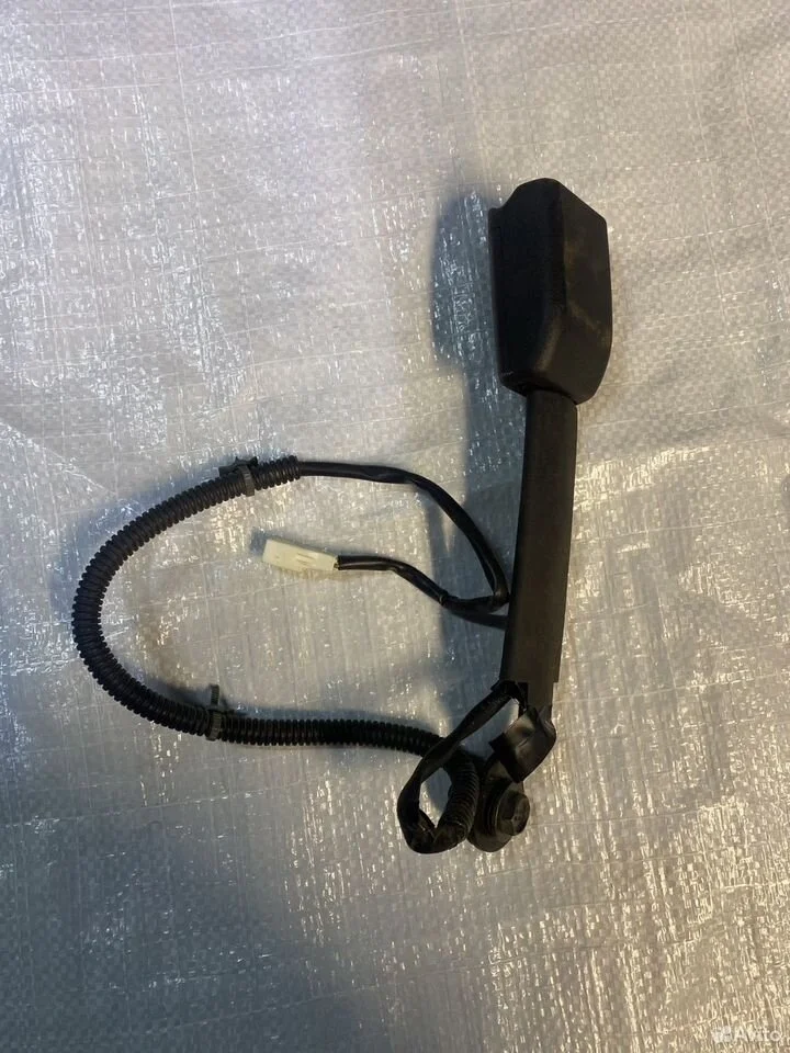 Замок ремня безопасности infiniti qx70